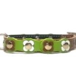 Kleine hondenhalsband voor Chihuahua en Puppy met vrolijke bruin wit groen gekleurde leren bloemen, Design Flower Power