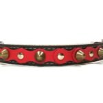 Cómodo collar para perros hecho a mano con cuero de color rojo y elegantes tachuelas y pinchos, Diseño Studded