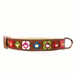 Collar De Cuero Para Perro Con Flores Vintage – “Vintage Bloom Fiesta” - Imagen 6
