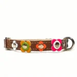Collar De Cuero Para Perro Con Flores Vintage – “Vintage Bloom Fiesta” - Imagen 2