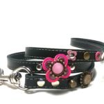 Laisse pour chien rose fuchsia avec grande fleur à la mode, Design Fuchsia