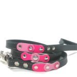 Correa para perros de cuero rosa pink fuchsia con elegantes tachuelas, diseño Linda