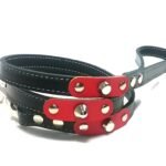 Laisse de chien confortable rouge noir ou brun fait main avec clous élégants, Design Studded